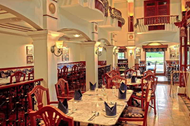 The Apartments At Merdeka Palace Hotel Kuching Exterior foto